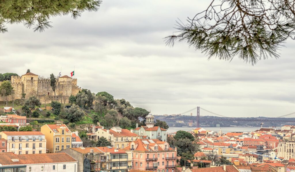Les Avantages et Inconvénients de vendre sa maison soi-même à Lisbonne
